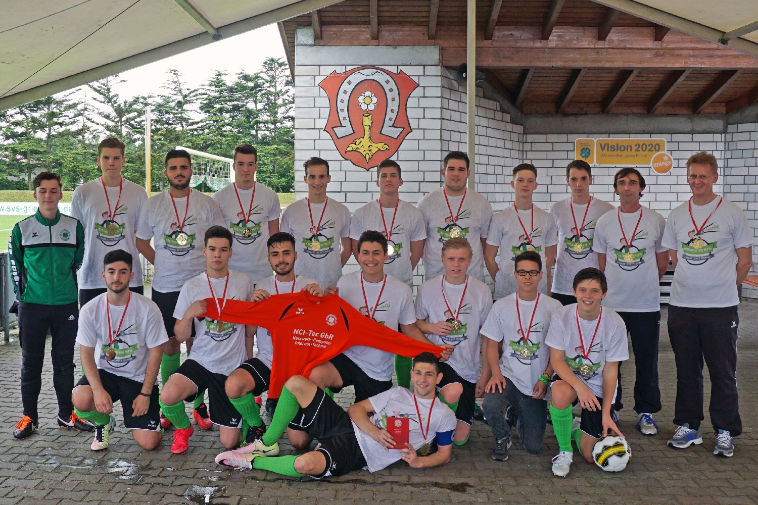 LajmaV5L_A1 Kreismeister Gruppenliga 2015 16.jpg